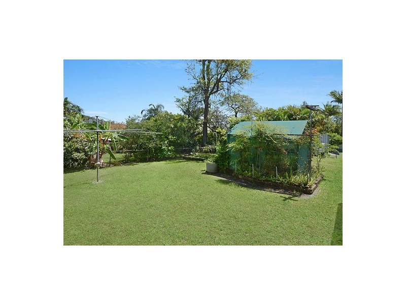 62 Broadwater Road, Mount Gravatt East QLD 4122