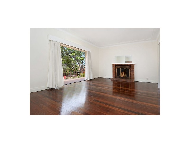 124 Holland Road, Holland Park QLD 4121