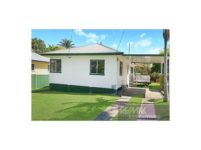 10 Mar Street, Holland Park QLD 4121