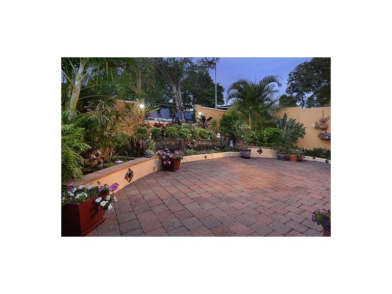 3 Vicki Place, Wishart QLD 4122