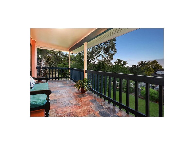 3 Vicki Place, Wishart QLD 4122