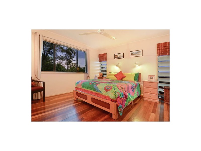 3 Vicki Place, Wishart QLD 4122