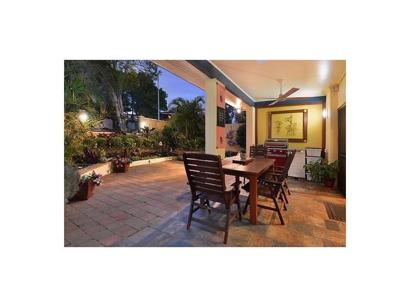 3 Vicki Place, Wishart QLD 4122