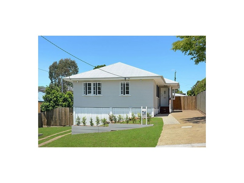 67 Sapphire Street, Holland Park QLD 4121