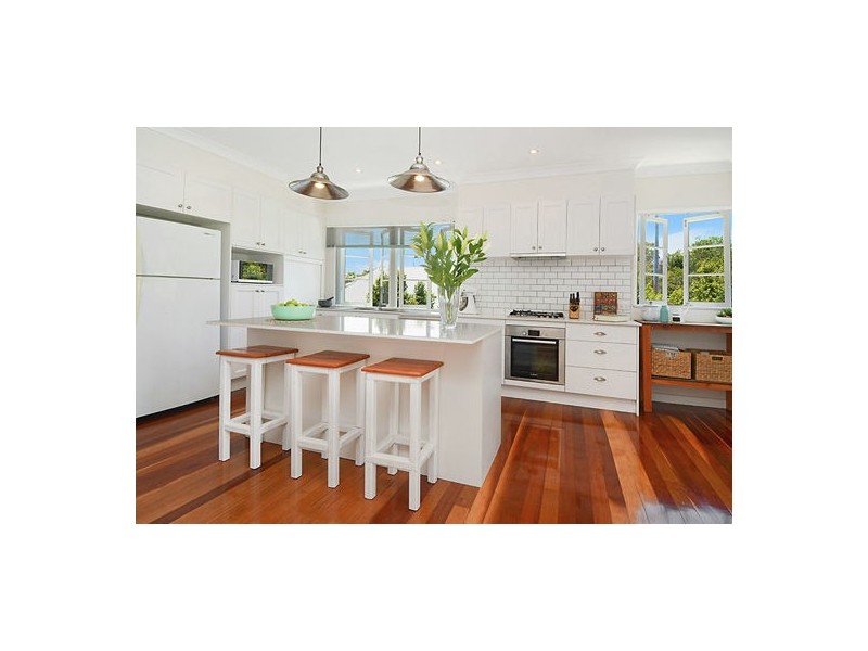 67 Sapphire Street, Holland Park QLD 4121