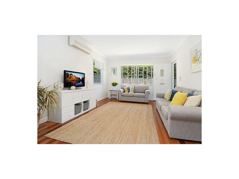 67 Sapphire Street, Holland Park QLD 4121