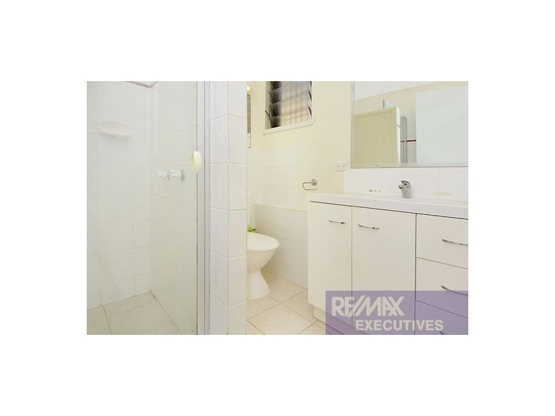 54 Thomas Street, Camp Hill QLD 4152