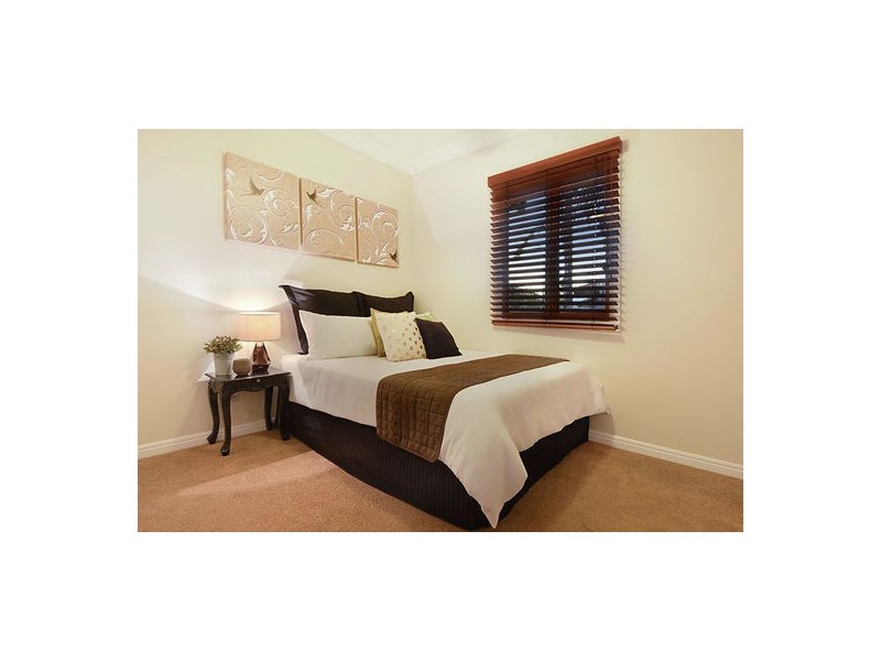 53 Amethyst Street, Holland Park QLD 4121