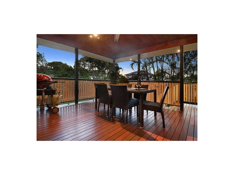 53 Amethyst Street, Holland Park QLD 4121