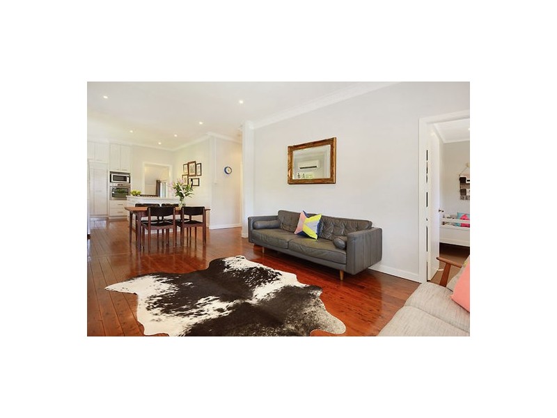 151 Seville Road, Holland Park QLD 4121