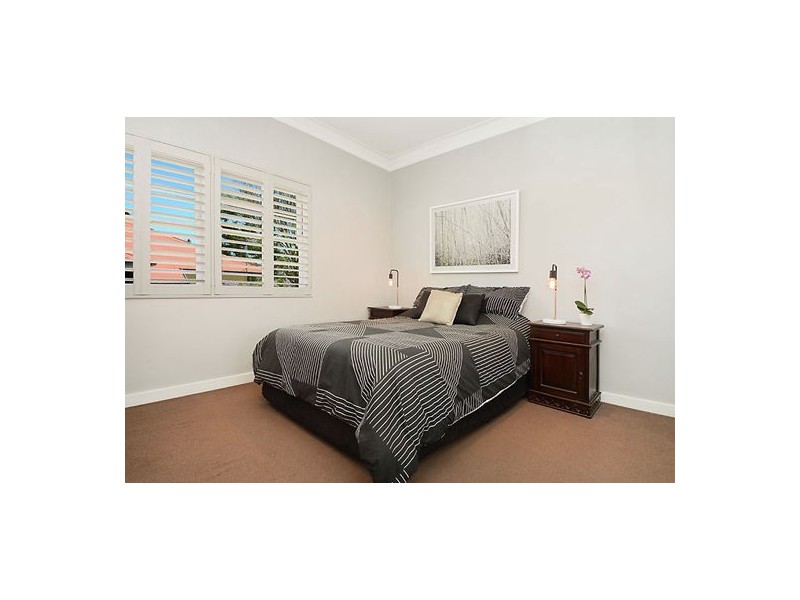 151 Seville Road, Holland Park QLD 4121