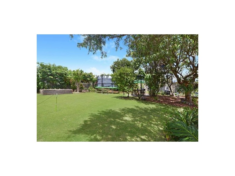 64 Amega Street, Mount Gravatt East QLD 4122