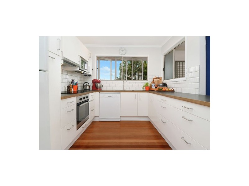 64 Amega Street, Mount Gravatt East QLD 4122