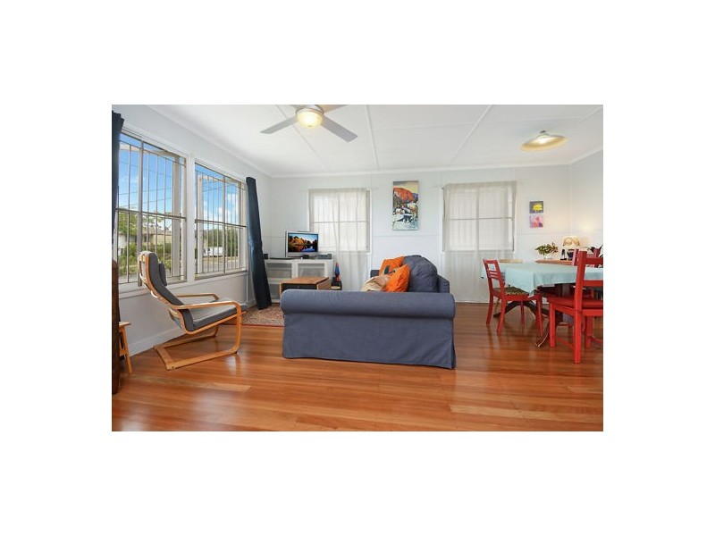 64 Amega Street, Mount Gravatt East QLD 4122