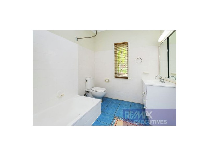 70 Mountain Street, Mount Gravatt QLD 4122