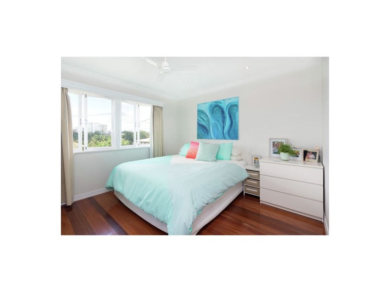 8 Calonne Street, Upper Mount Gravatt QLD 4122