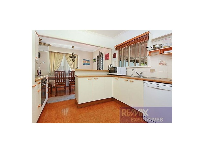 50 Latimer Street, Holland Park QLD 4121