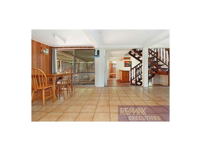 50 Latimer Street, Holland Park QLD 4121