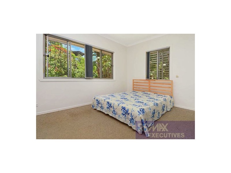 50 Latimer Street, Holland Park QLD 4121