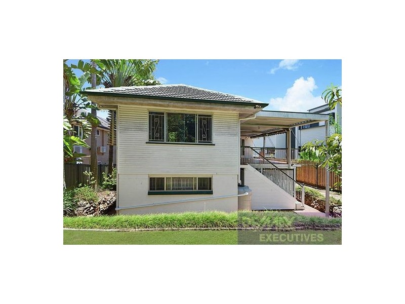 50 Latimer Street, Holland Park QLD 4121