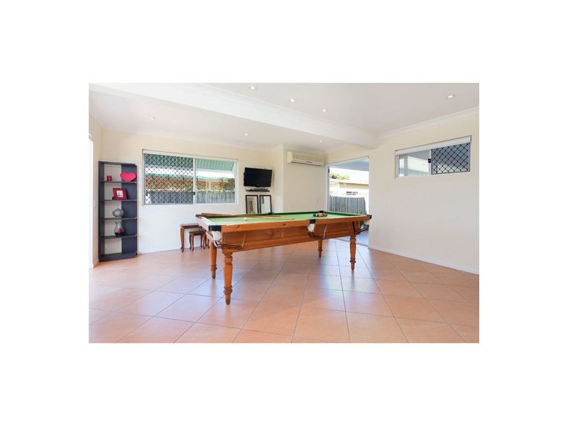 5 Price Avenue, Birkdale QLD 4159