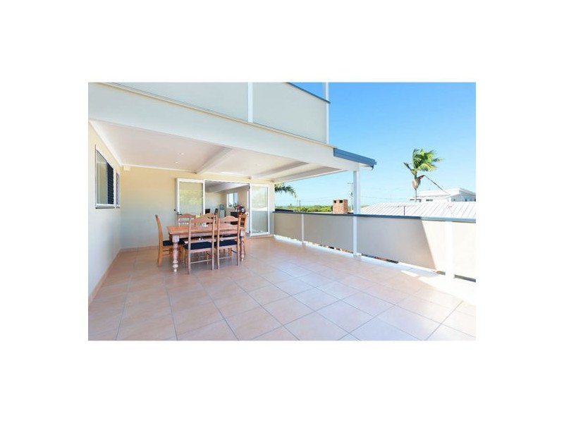 5 Price Avenue, Birkdale QLD 4159