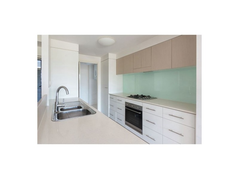 1105/16-28 Surbiton Court, Carindale QLD 4152