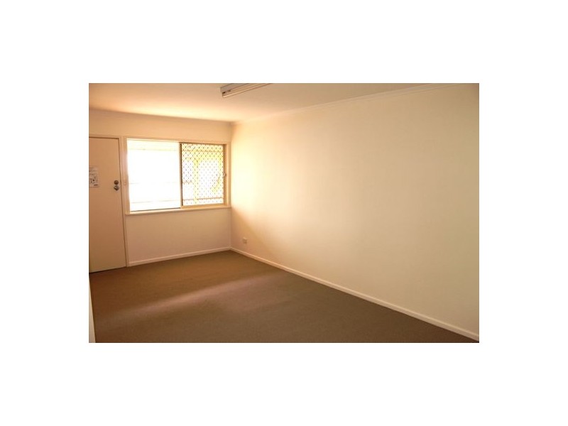 2/14 Harold Street, Holland Park QLD 4121