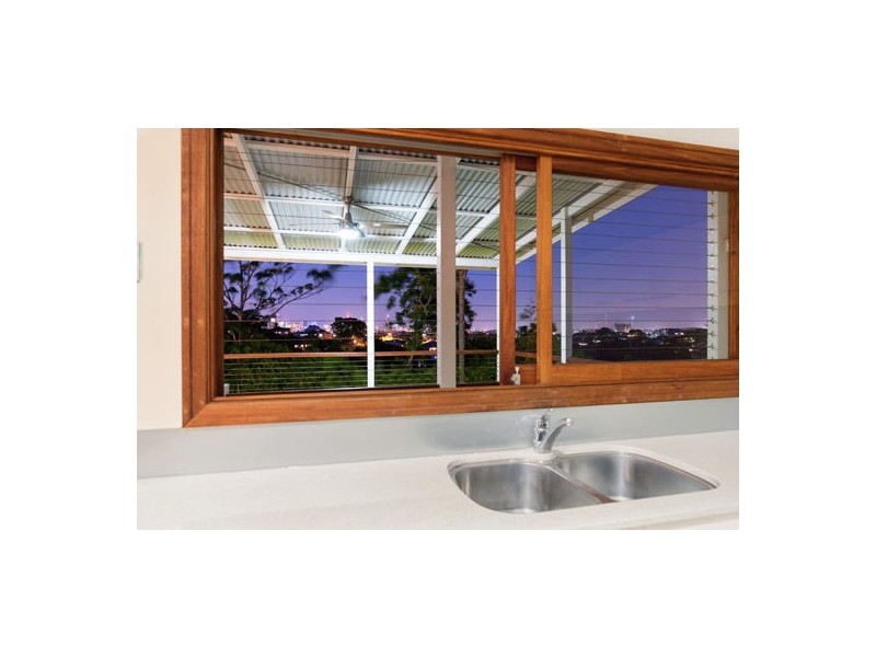 64 Henzell Terrace, Greenslopes QLD 4120