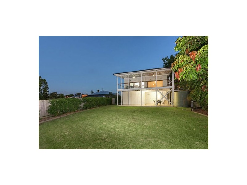 64 Henzell Terrace, Greenslopes QLD 4120