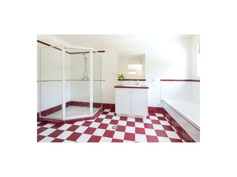 3 Kamarin Street, Manly West QLD 4179