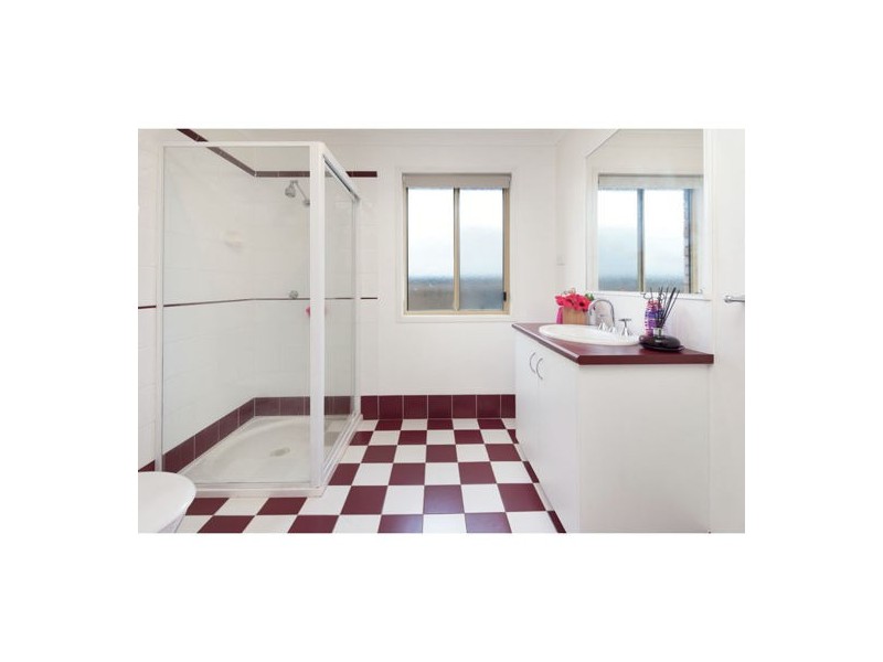 3 Kamarin Street, Manly West QLD 4179