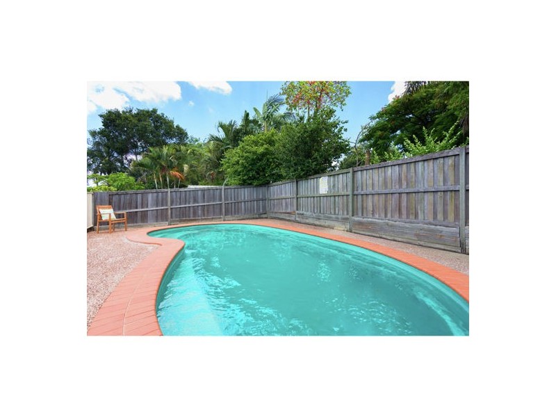 3 Kamarin Street, Manly West QLD 4179