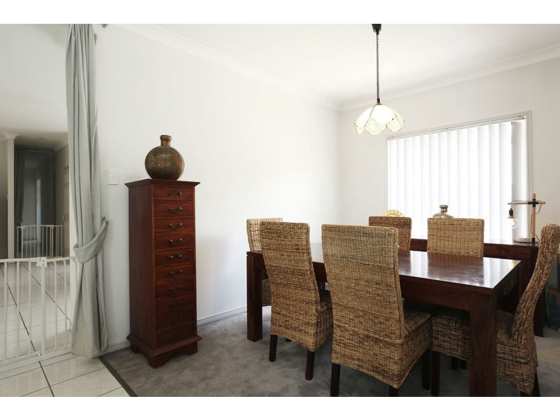 68 Blue Grass Crescent, Eight Mile Plains QLD 4113