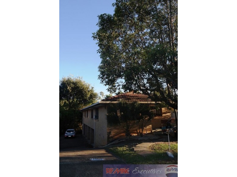 1/18 Roseglen Street, Greenslopes QLD 4120