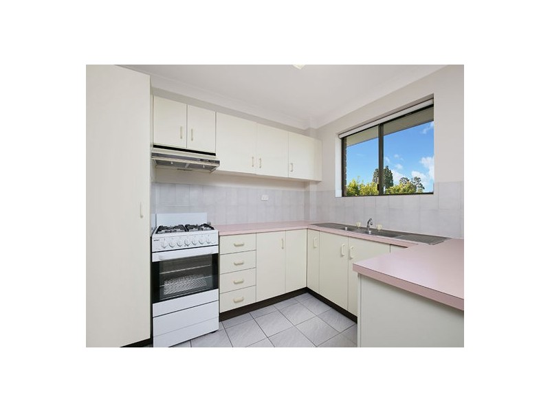 5/12 Crown Street, Holland Park West QLD 4121