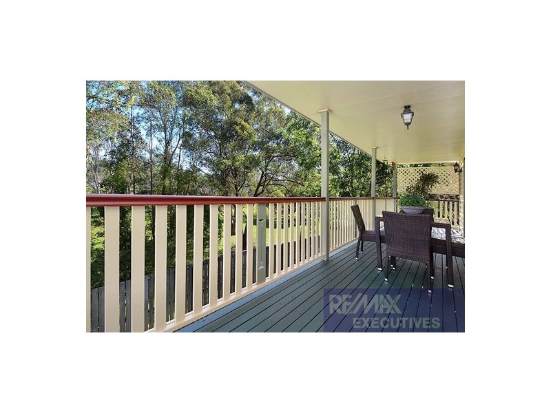 54 Roseglen Street, Greenslopes QLD 4120