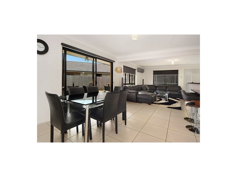 10 MADELIN COURT, Thorneside QLD 4158