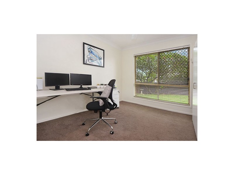 329 Mt Gravatt-Capalaba Road, Wishart QLD 4122
