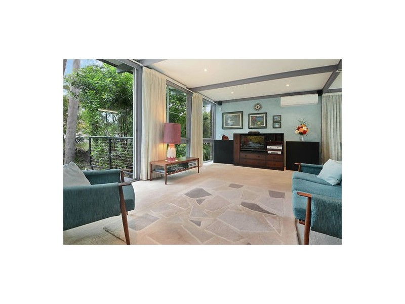 8 Algona St, Holland Park West QLD 4121
