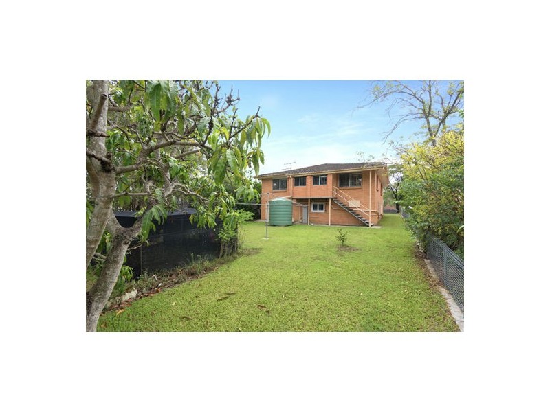855 Cavendish Road, Holland Park QLD 4121