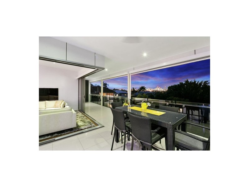 127 Denman Street, Greenslopes QLD 4120