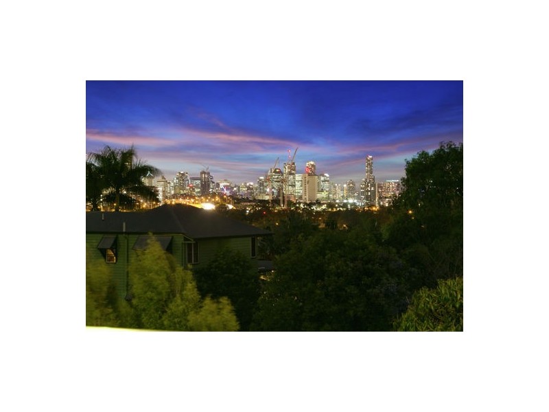 127 Denman Street, Greenslopes QLD 4120