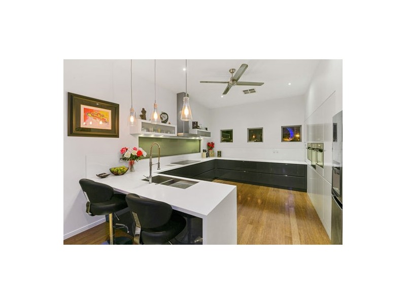 127 Denman Street, Greenslopes QLD 4120