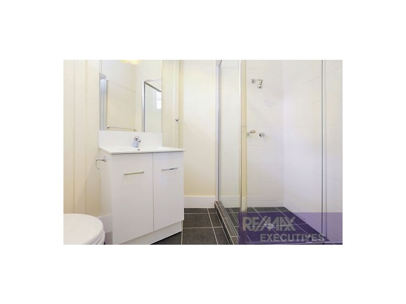 1/2 Lisburn Street, East Brisbane QLD 4169