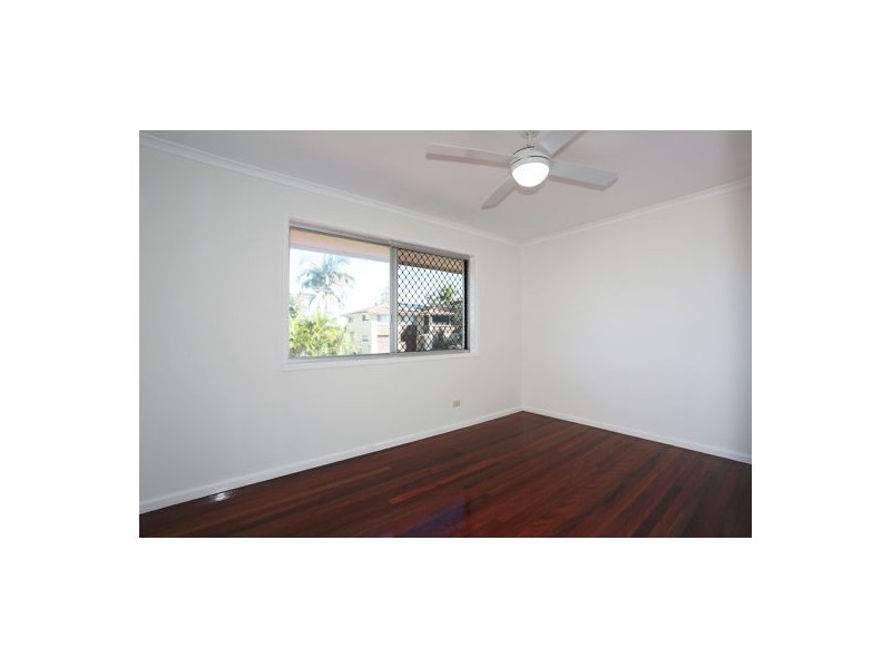 14 Fernshaw Street, Macgregor QLD 4109