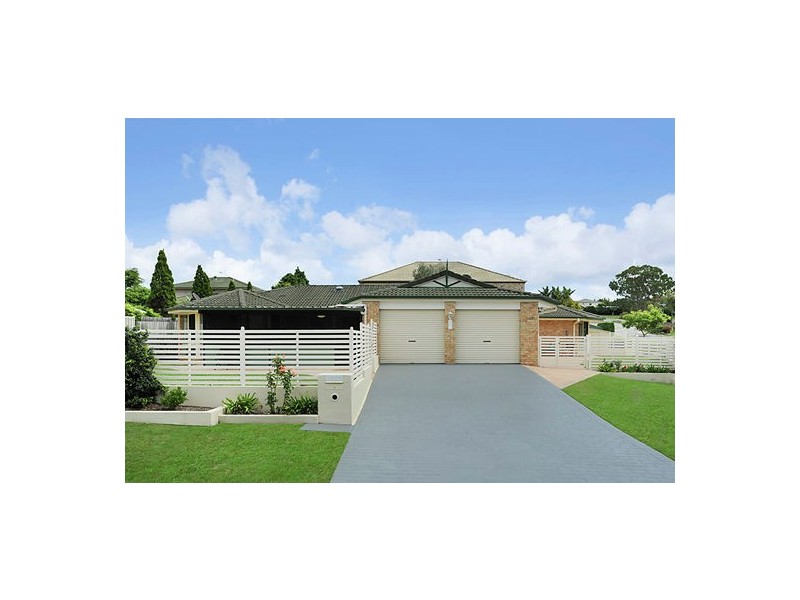 3 Kauri St, Carindale QLD 4152