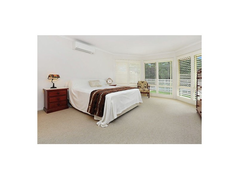 3 Kauri St, Carindale QLD 4152