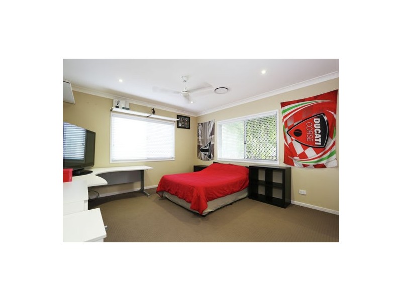 215 Mortimer Road, Acacia Ridge QLD 4110