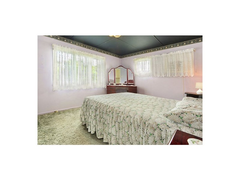 14 Rachael St, Moorooka QLD 4105